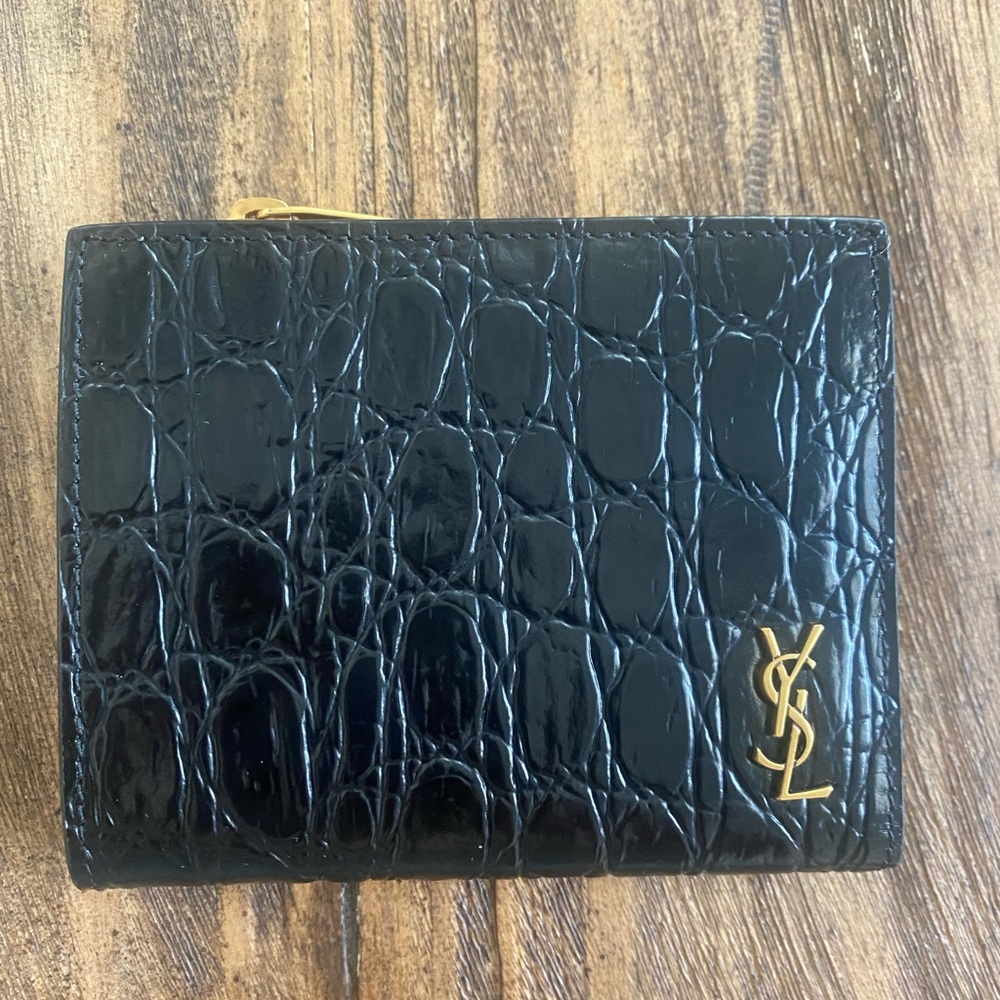 Croc YSL Wallet (100% Authentic). Lowest Price.